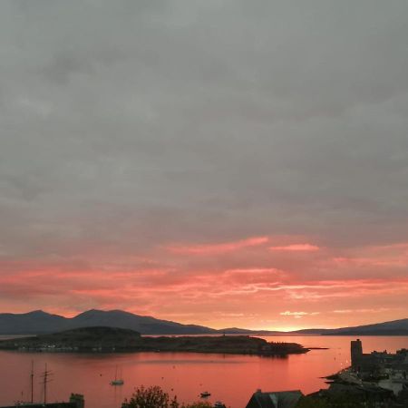 Central Oban Studio With Stunning View المظهر الخارجي الصورة